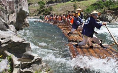 Place you should visit in Japan after Covid 19 (Part1)       Japanese style Rafting　Ikada-Kudari !